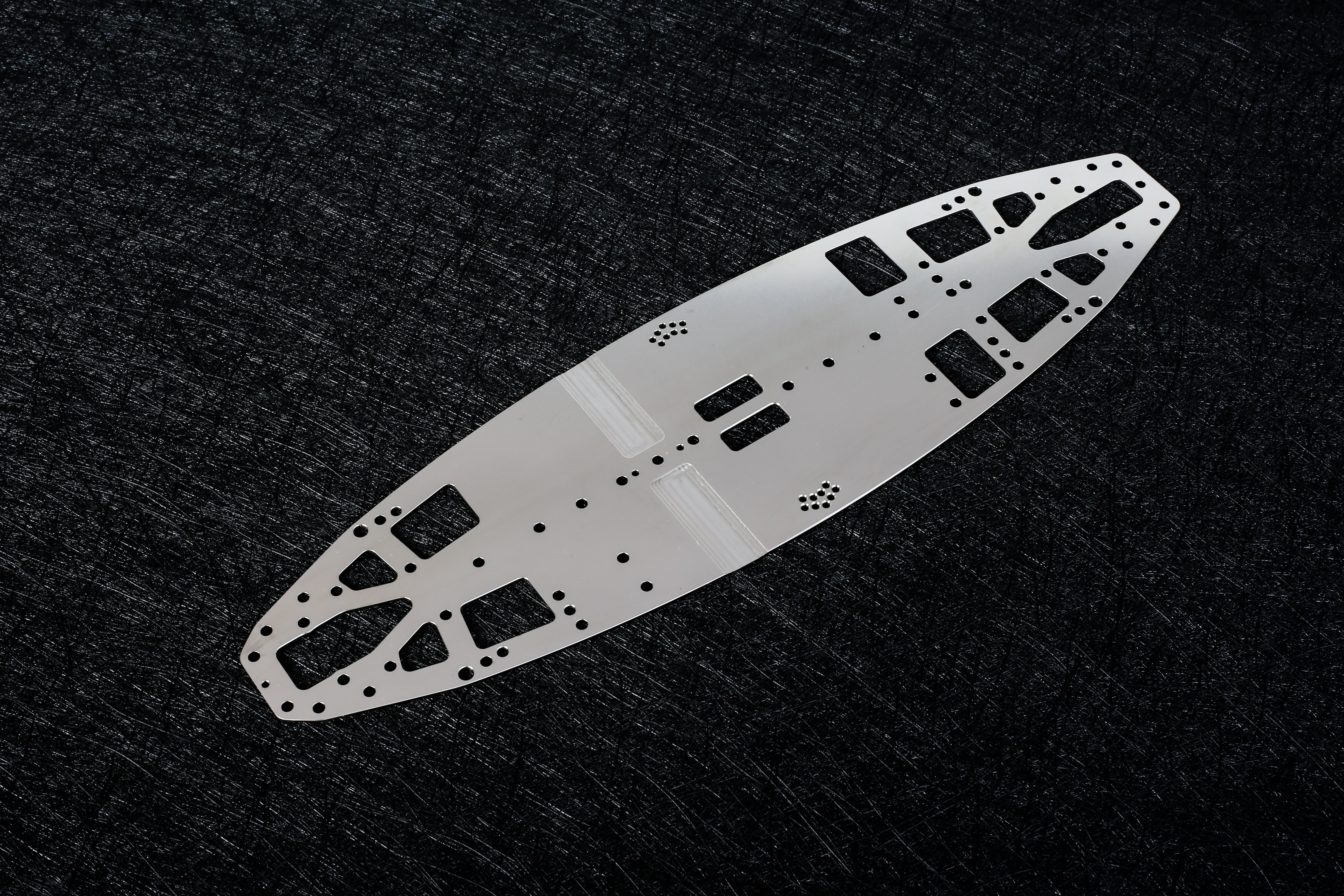 WEiRC 1.2mm Spring Steel Chassis Awesomatix A800R\RR