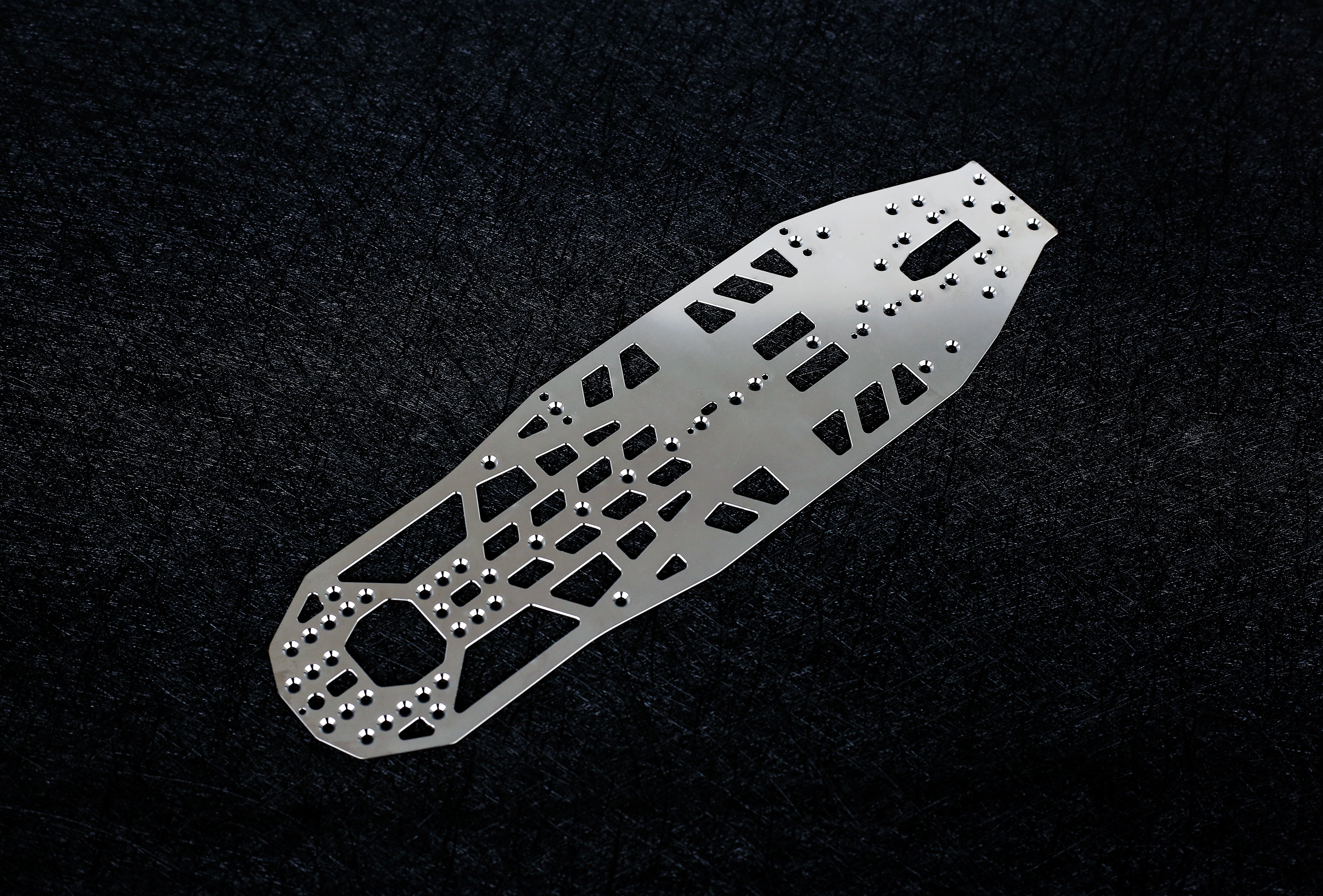 WEiRC 1.2mm Spring Steel Chassis Schumacher FT9